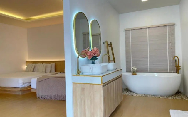 Tonsak Resort