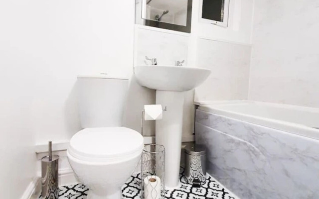 Ground Floor Apartment - Plymouth, Devon