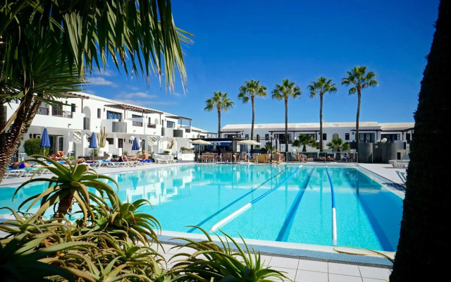 Apartamentos Plaza Azul