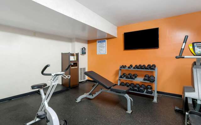 Quality Inn and Conference Center Tampa-Brandon