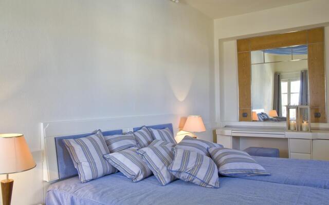 Anemos Beach Lounge Hotel