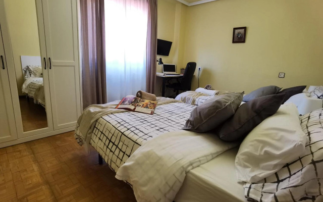 Piso amplio y luminoso, La Pomar