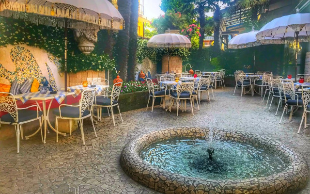 Milton Boutique Hotel