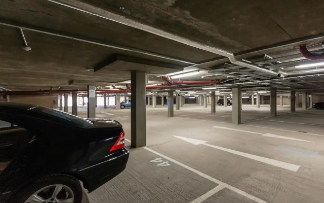 Attractive Atria Apartments