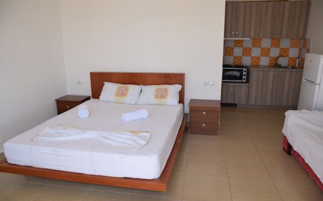 Rojela Rooms