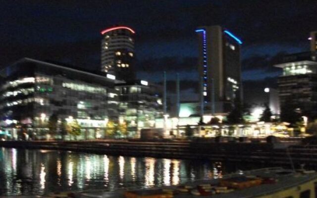 Mediacitybreaks Apartments