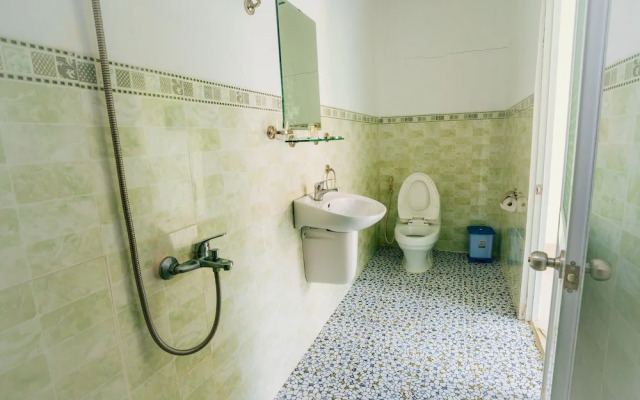 Be Home 3 Hostel and Bungalow