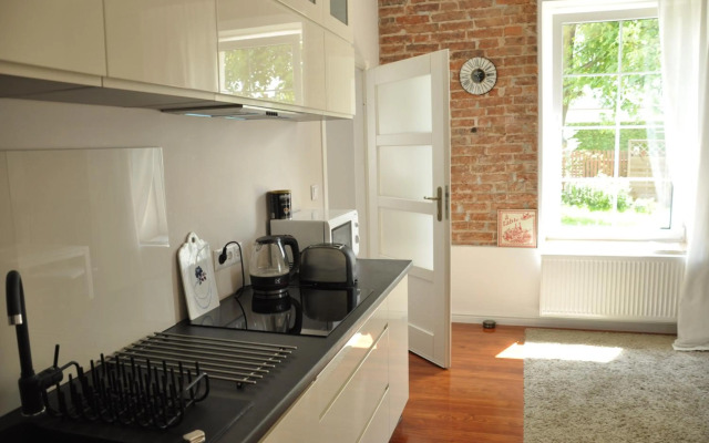 BE WELL 3-Rooms Apartment with Garden