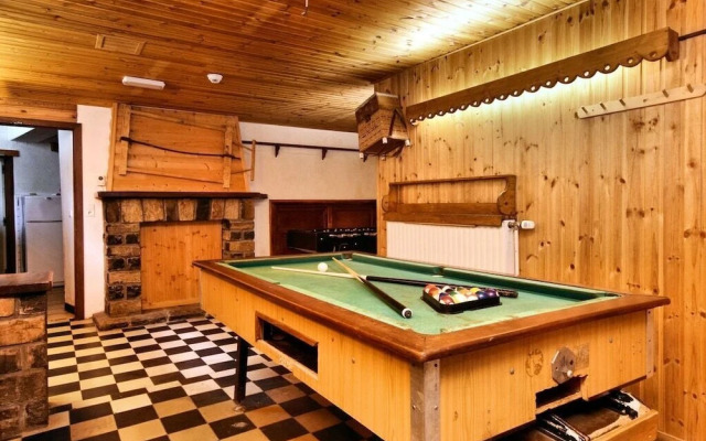 Lavish Holiday Home in Durbuy with Sauna