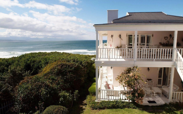 Southern Cross Beach House
