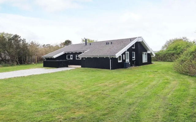10 Person Holiday Home in Hjorring-by Traum