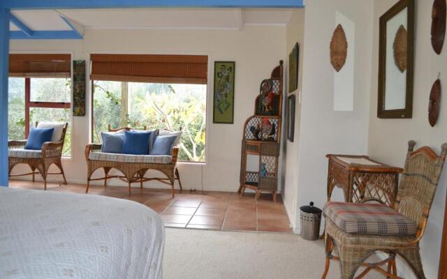 Great Barrier Oasis Lodge