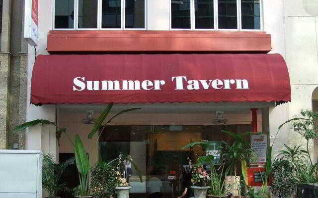 Summer Tavern