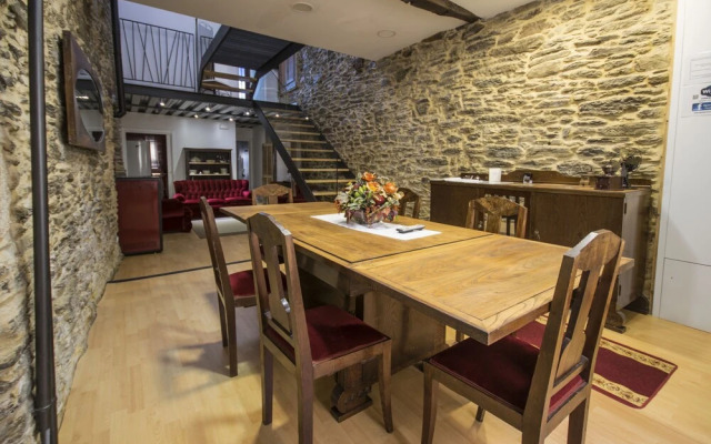 Boutique Hostal La Casona De Sarria