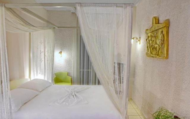 Aneroussa Beach Hotel
