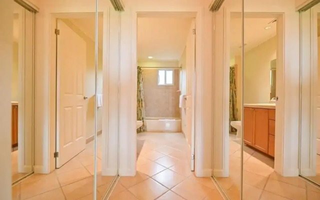 CR Luxury Del Mar 2Q 3 Bdrm
