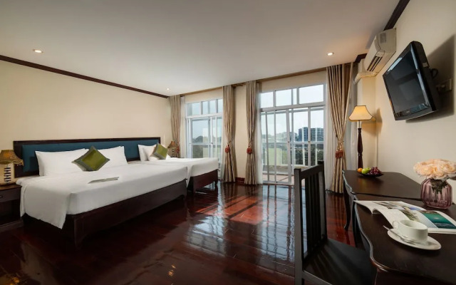 MK Royal Hotel