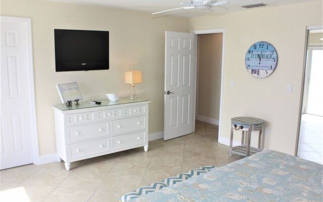 Jamaica Royale 603 - 2 Br Condo