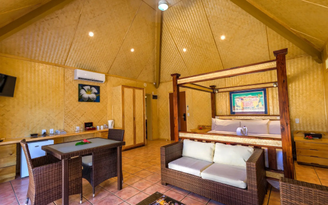 Sanctuary Rarotonga-On the beach - Adults Only