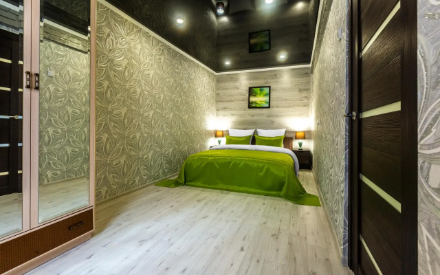 Пять звезд на проспекте Победы