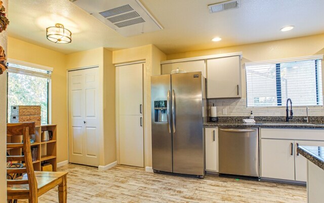 100th Scottsdale #2191 3 Bedroom Condo by Redawning