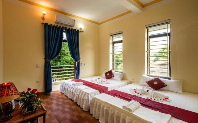 Hang Mua Central Homestay