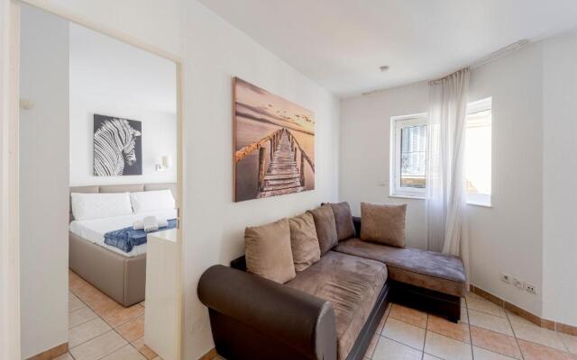 Over Monaco Apartment - 100m from Monaco - Roof Swimming Pool