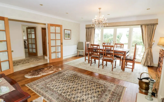 Levant House