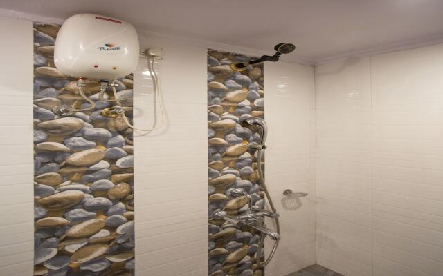 OYO 12078 Hotel Suncity