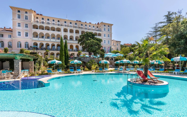 Hotel Kvarner Palace