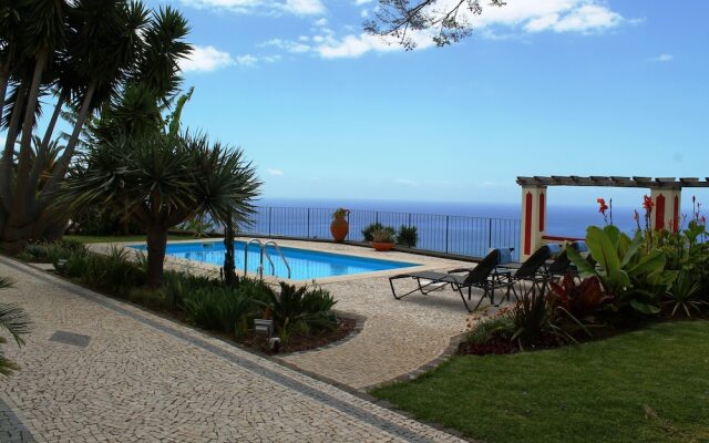 Quinta D'Alegria by Our Madeira