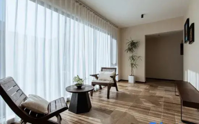 Shanyike · The Hill Pure Quiet Inn (Dali Ideal State)