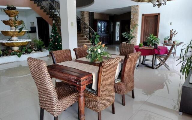 Lina Verano Guest House