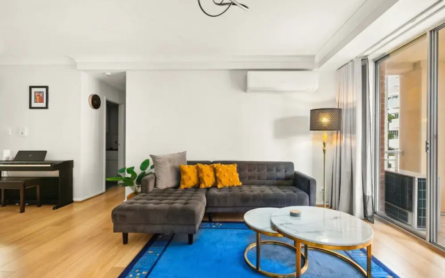 Spacious 2-bed Apartment Near Parramatta CBD