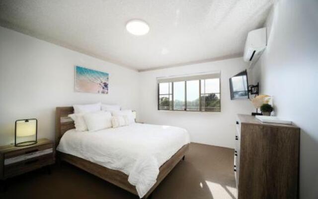 Oceancrest 12 - Pebbly Beach