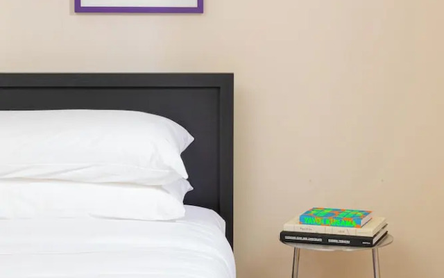 YOWIE (Hotel & Shop)
