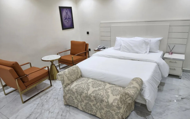 Luxol Homes And Suites