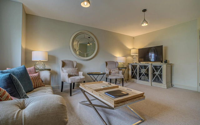 Vanbrugh Serviced Apartment