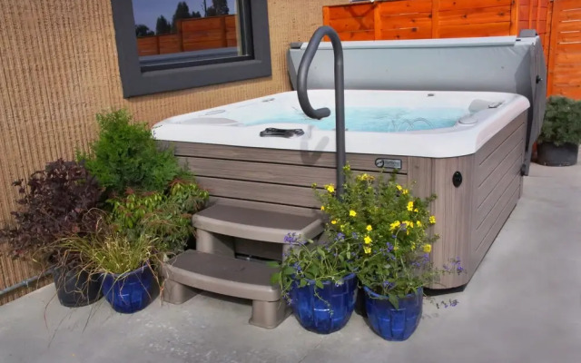Blue Lakes Inn & Extended Stay