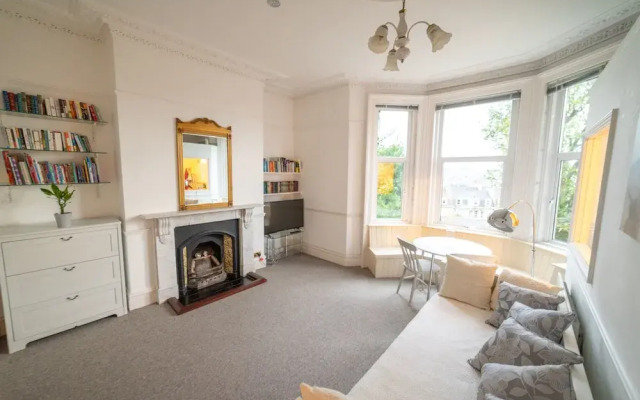 Beautiful One Bedroom Georgian Apartment