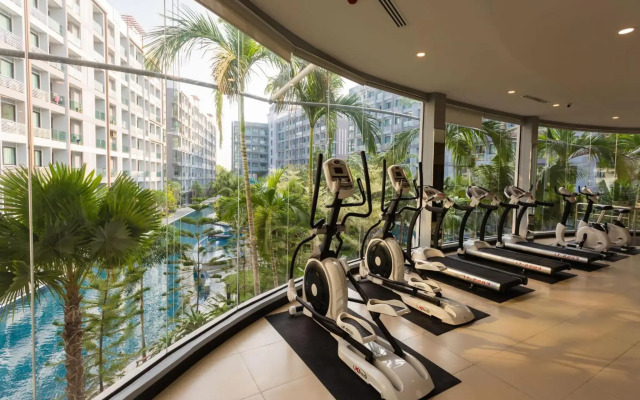 Dusit Grand Park by GrandisVillas