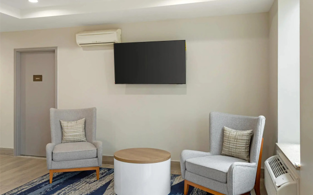 Comfort Inn