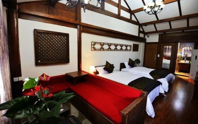 Lijiang Yiran Ethnic custom Viewing Inn