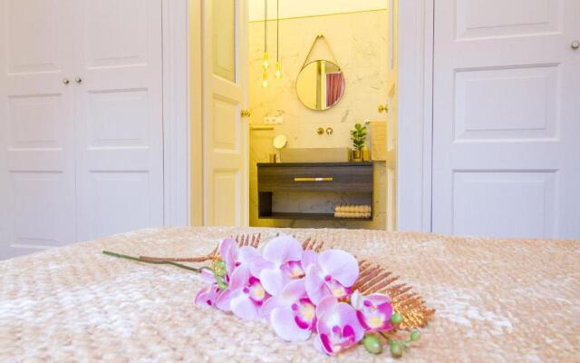 Count Zrinyi Luxourious Residence