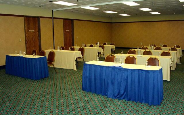 Hilton Garden Inn Kansas City