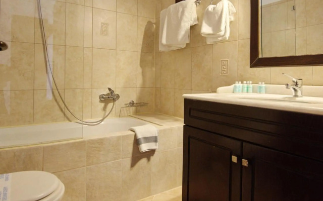 Yalis Hotel