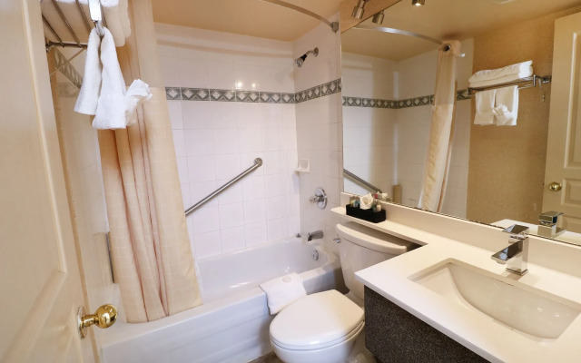 Divya Sutra Suites on Robson Downtown Vancouver