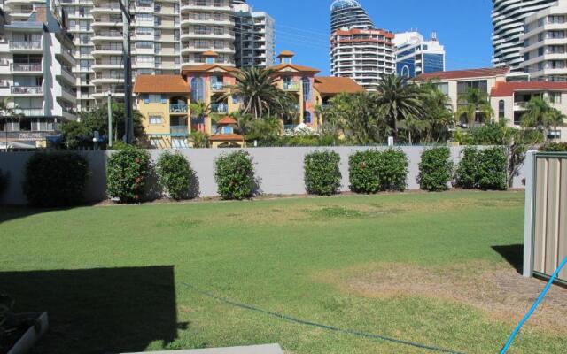 Queensleigh Holiday Apartments
