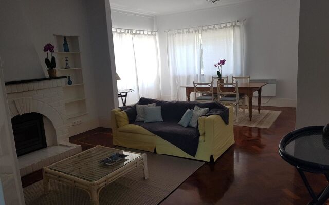 Apartment With 4 Bedrooms in Sintra, With Wonderful Mountain View, Poo