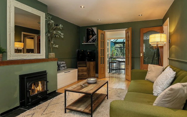 Stunning 3BD Oxfordshire Home in Enstone